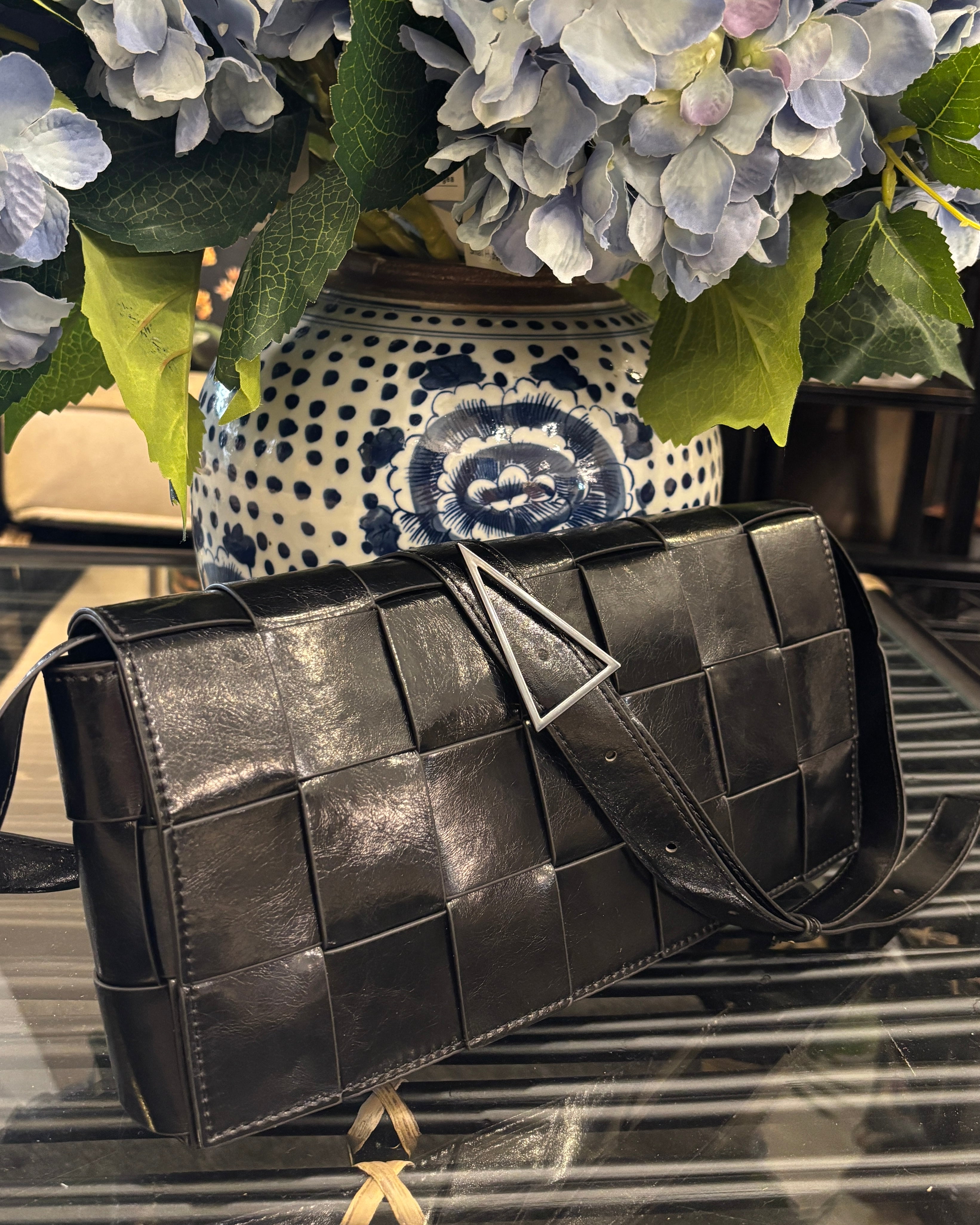 Oversized Woven Clutch - Black