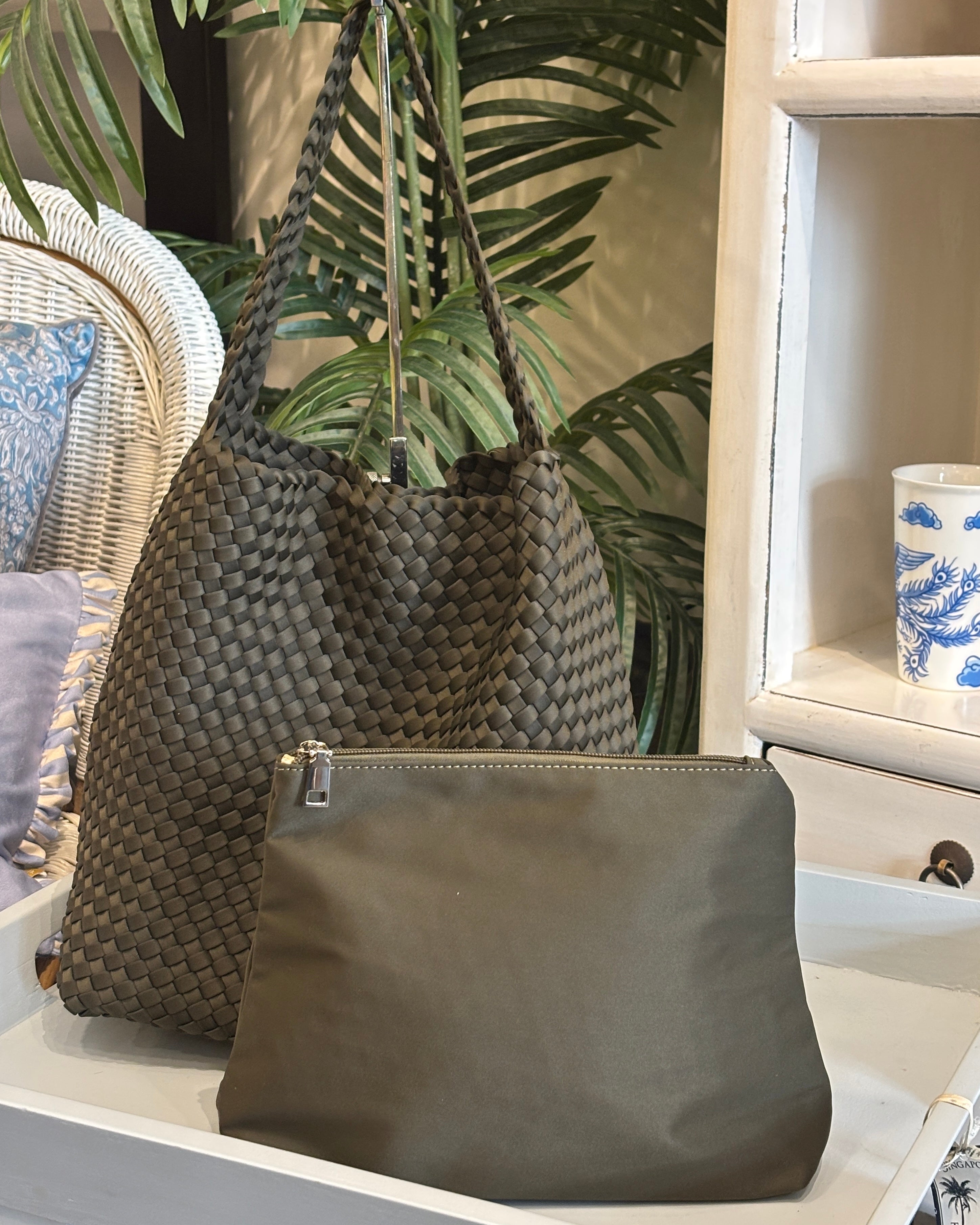 Riviera Woven Tote - Olive