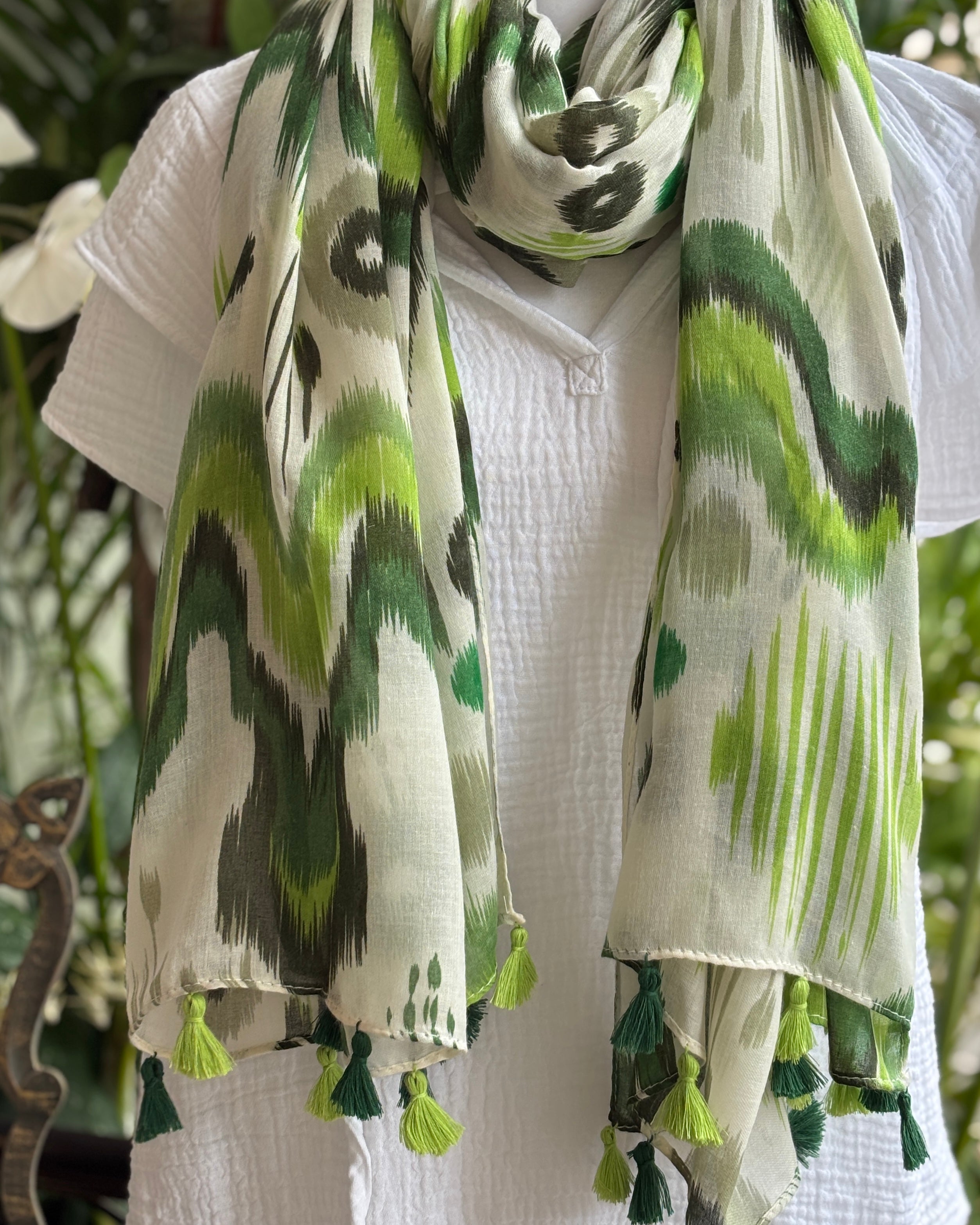 Green/Khaki Ikat Wave Tassel Scarf