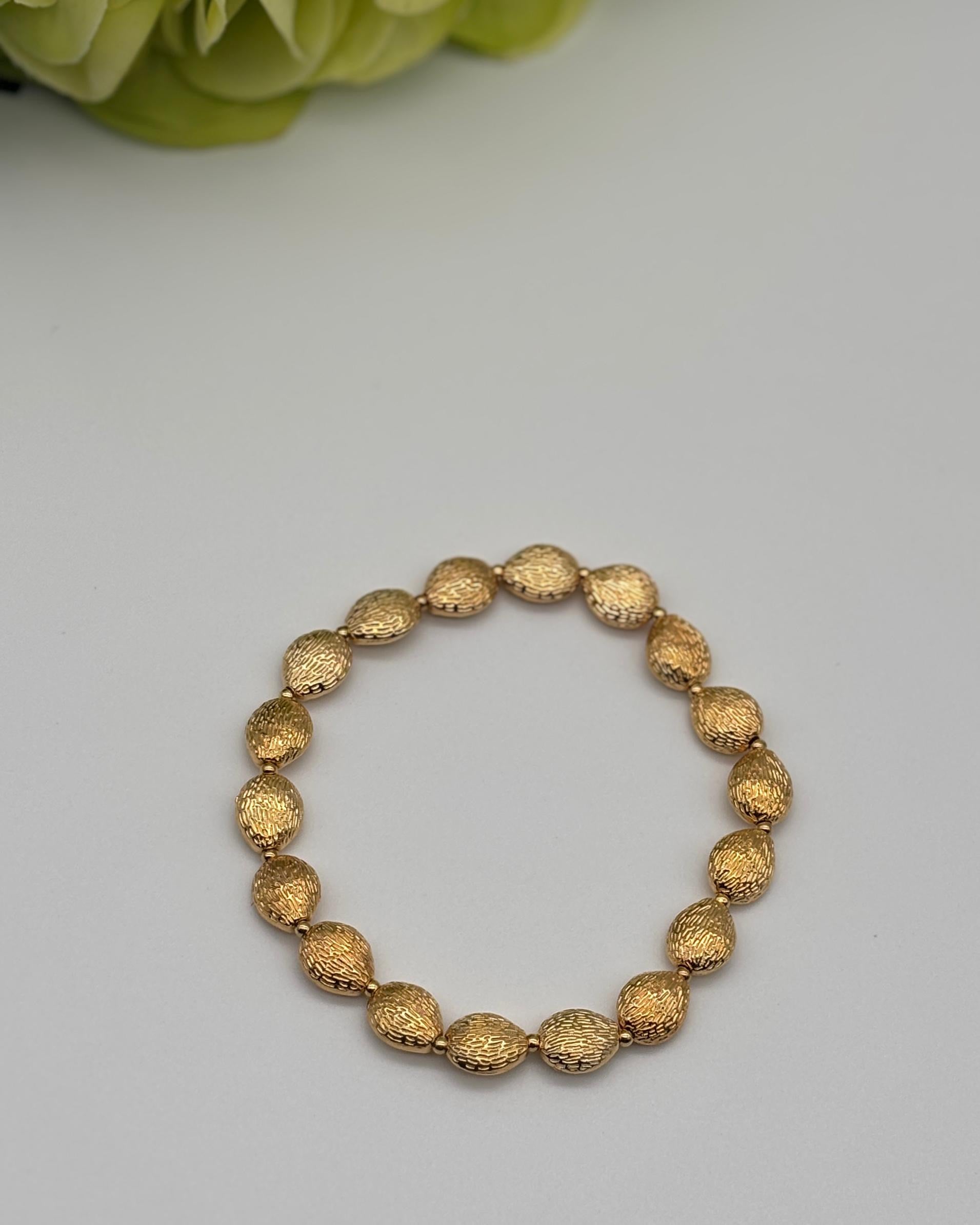 Keira Gold Shell Bracelet