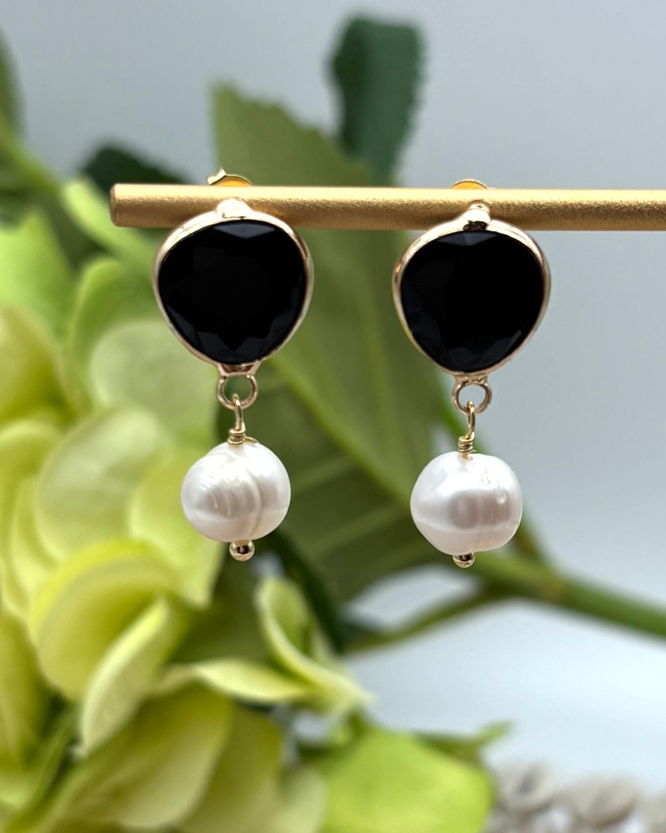 Kiara Pearl Drop Earring - Black