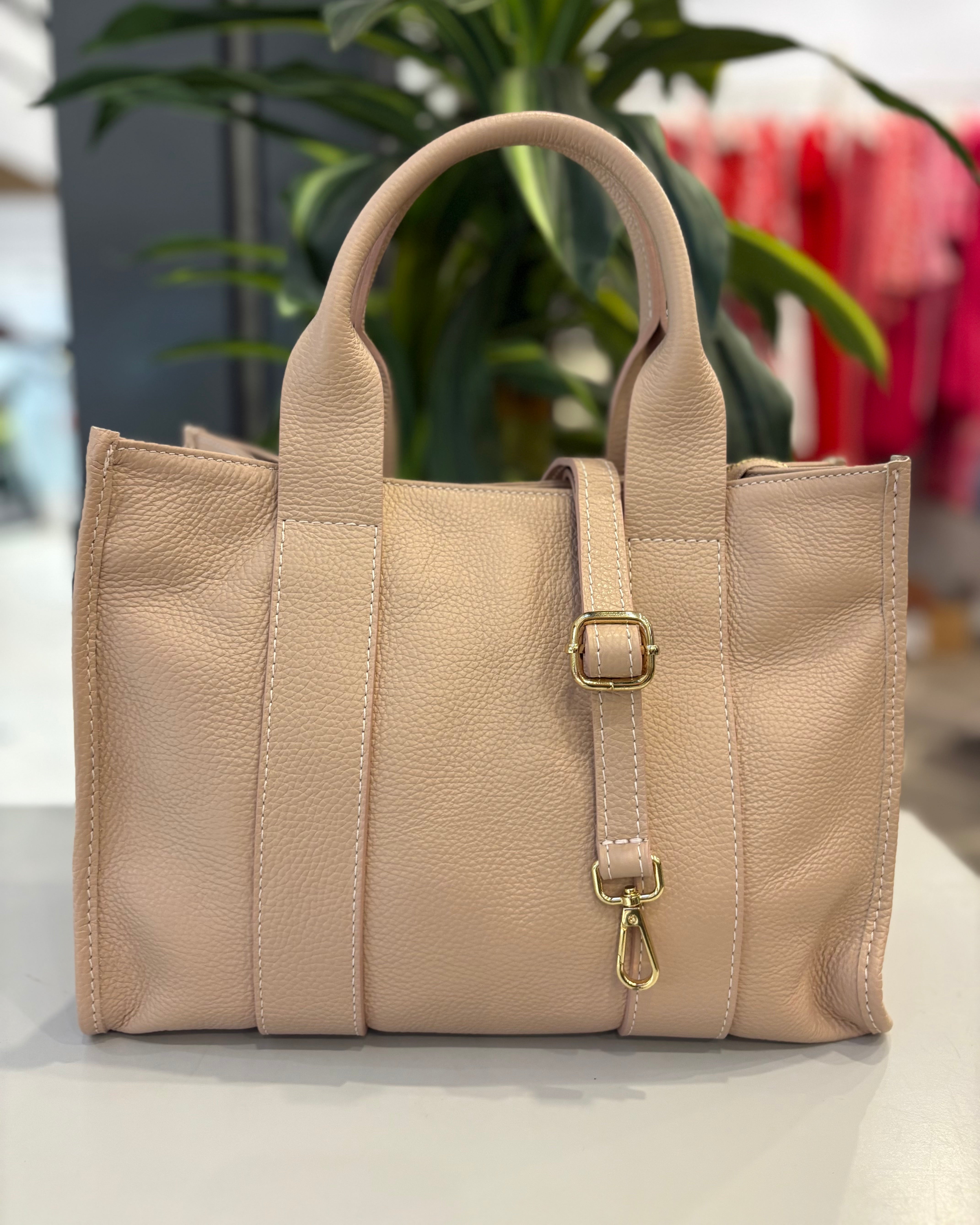 Large Chiavari Leather Bag - Nude