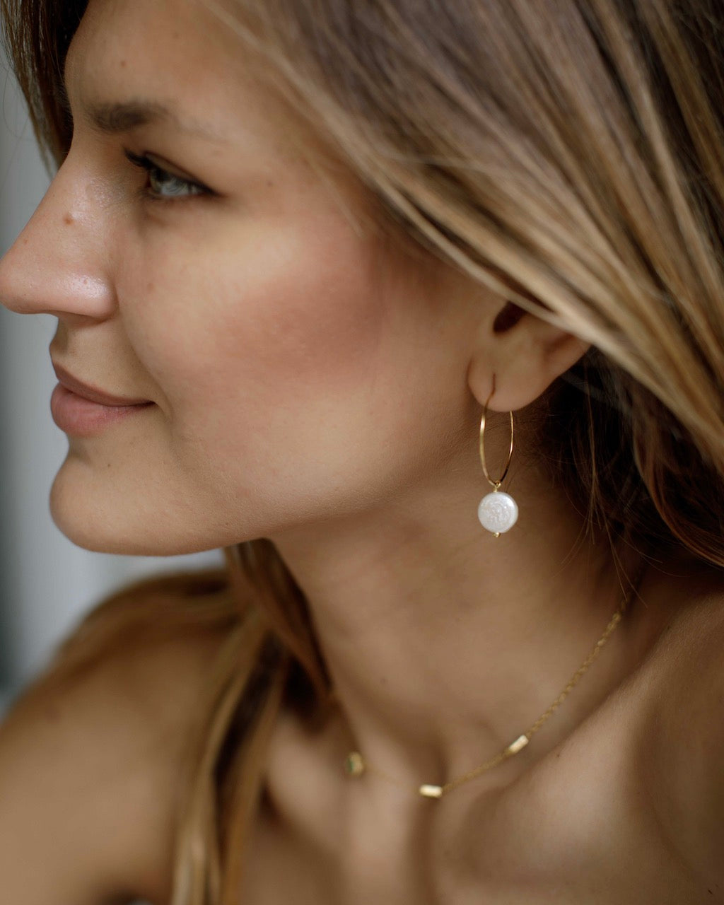 Lima Gold Hoop Pearl Earrings