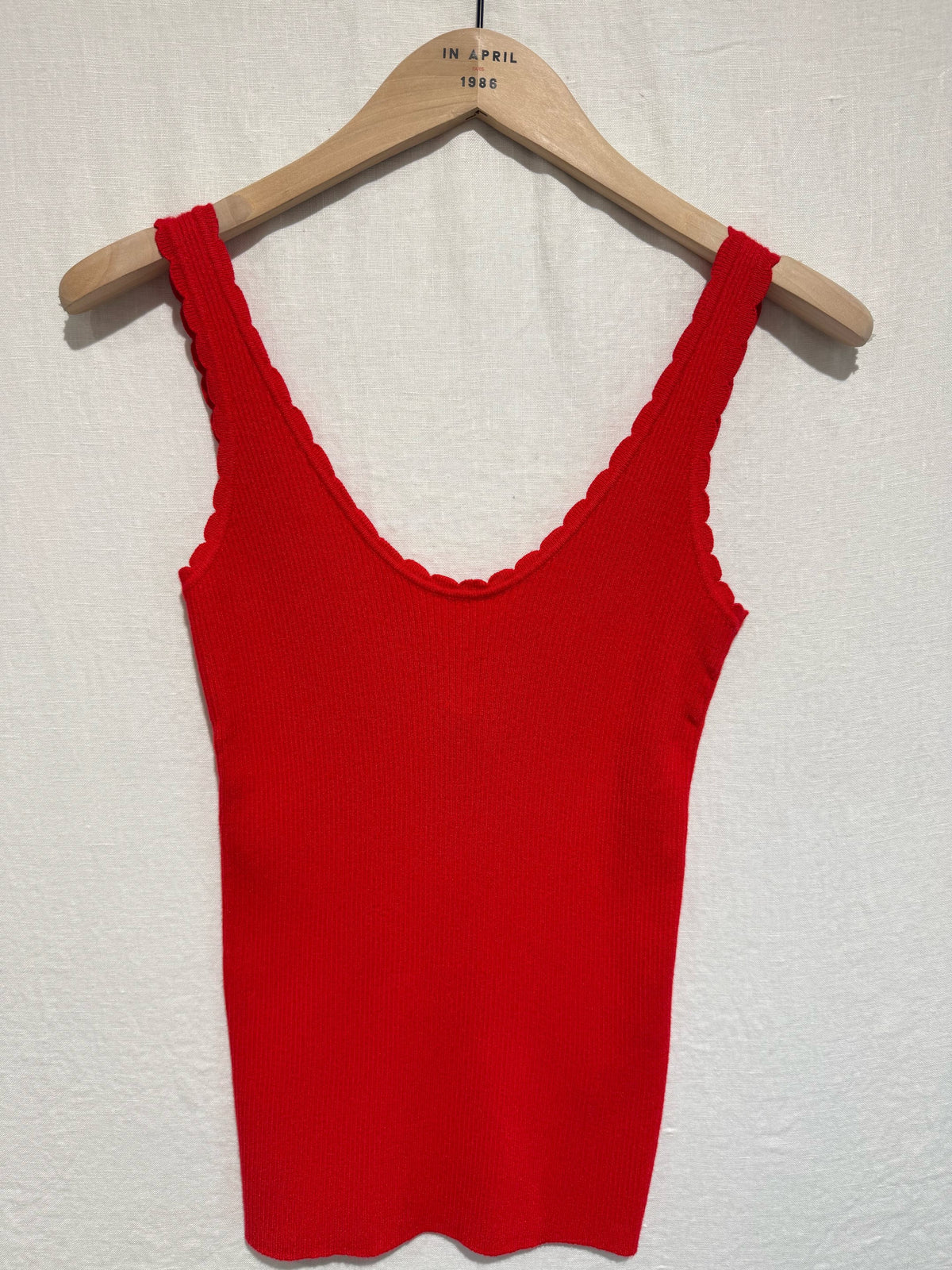 Elodie Scallop Cami – Red