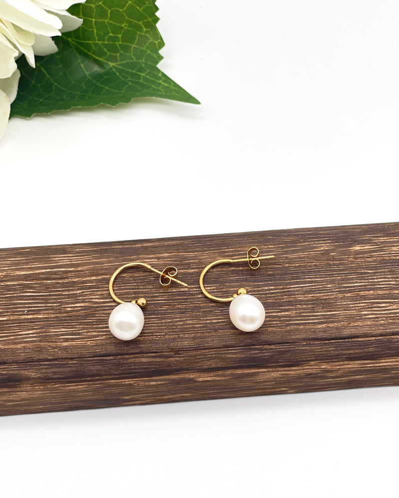 Evita - FreshWater Pearl Earrings