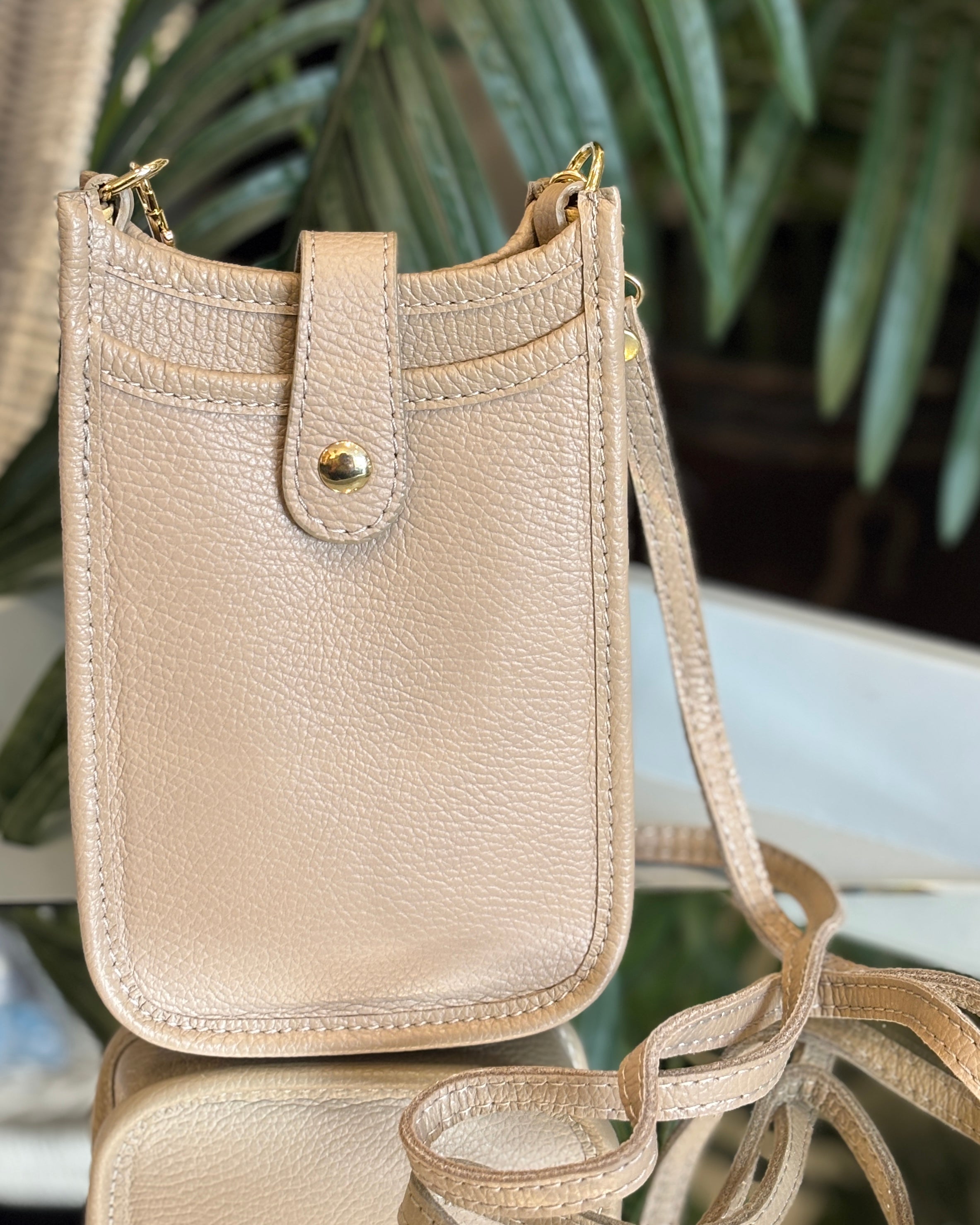 Cortona Leather Phone Bag - Beige
