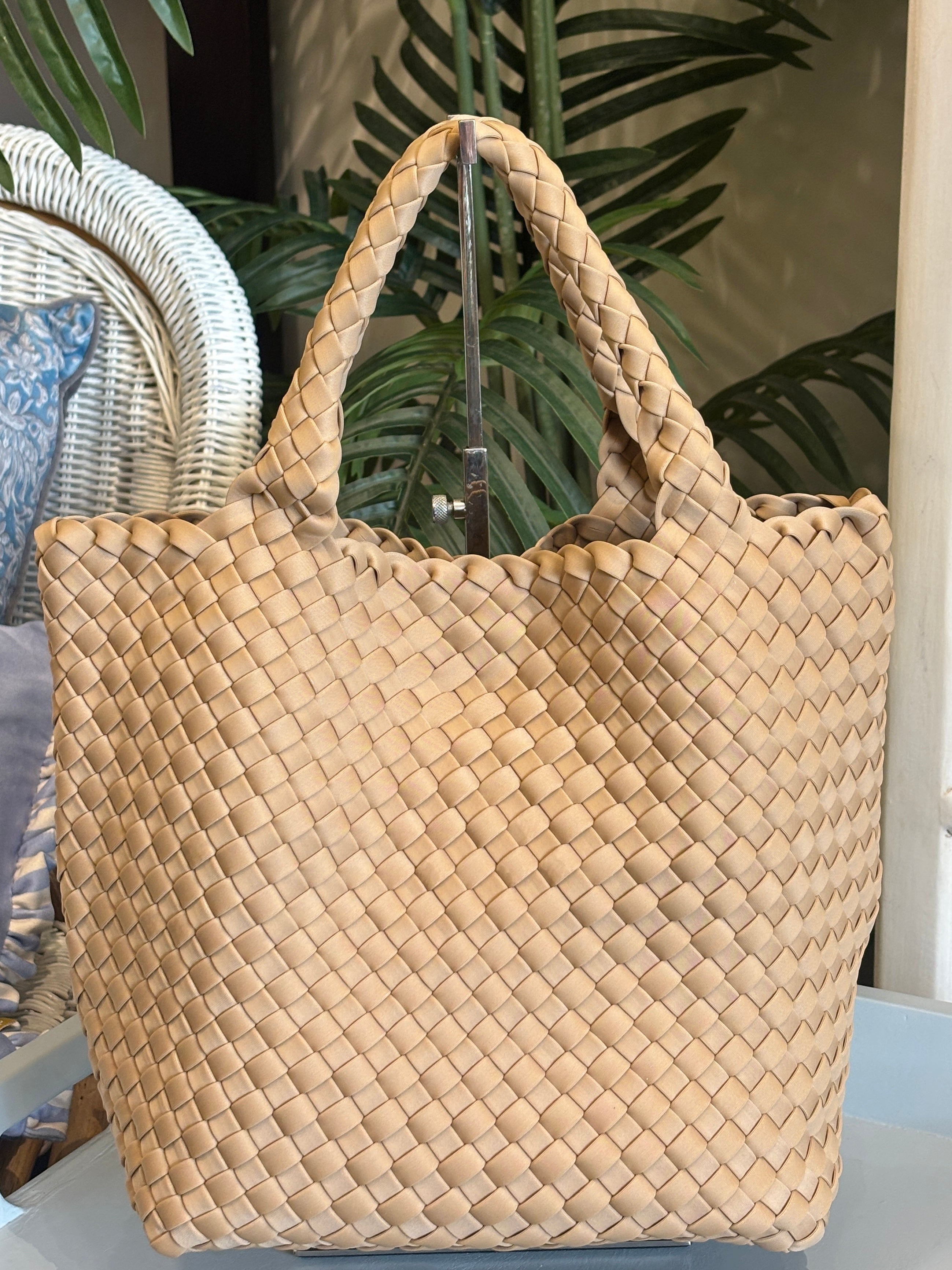 Riviera Woven Tote - Camel