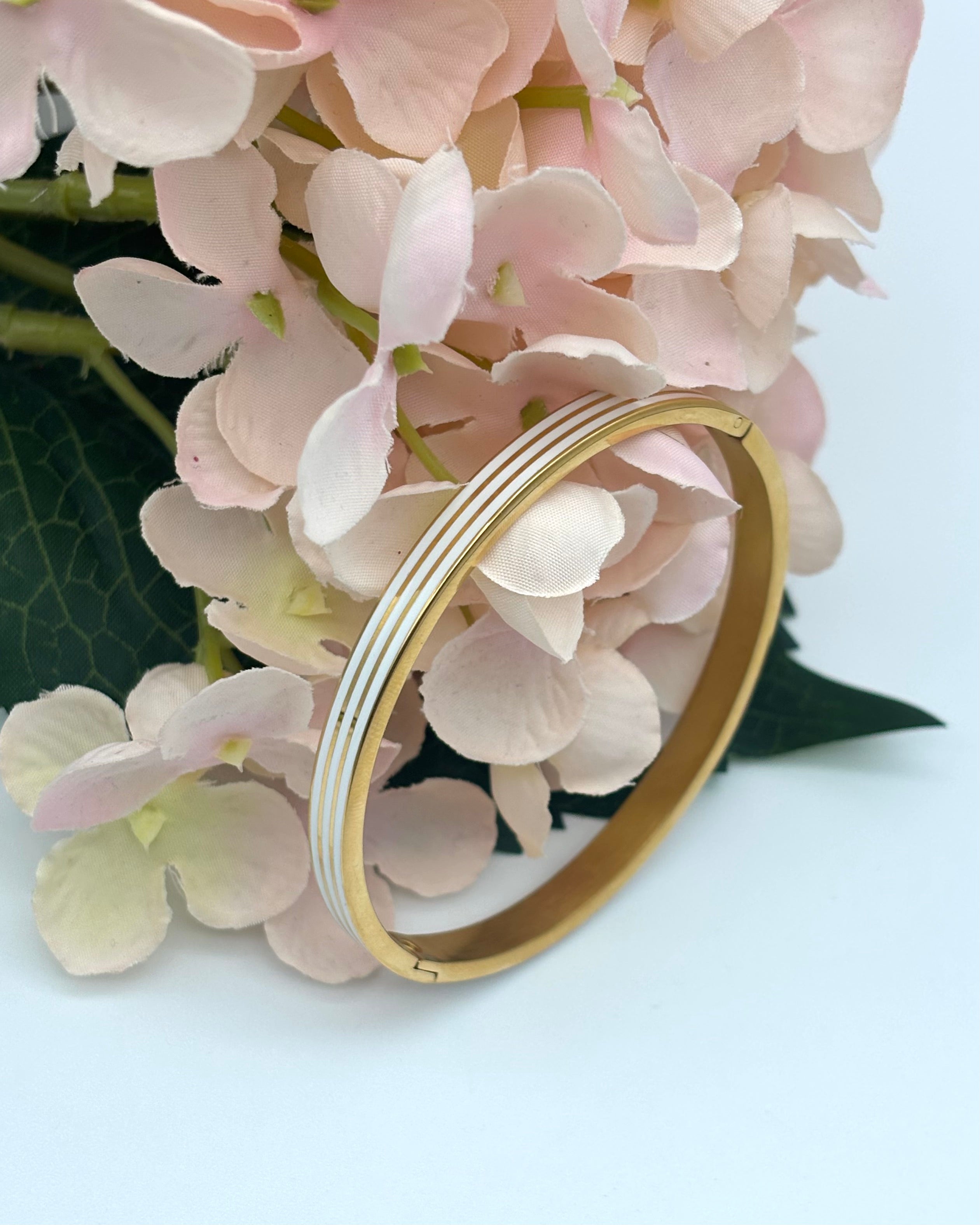 Paris Bangle - White/Gold Stripe