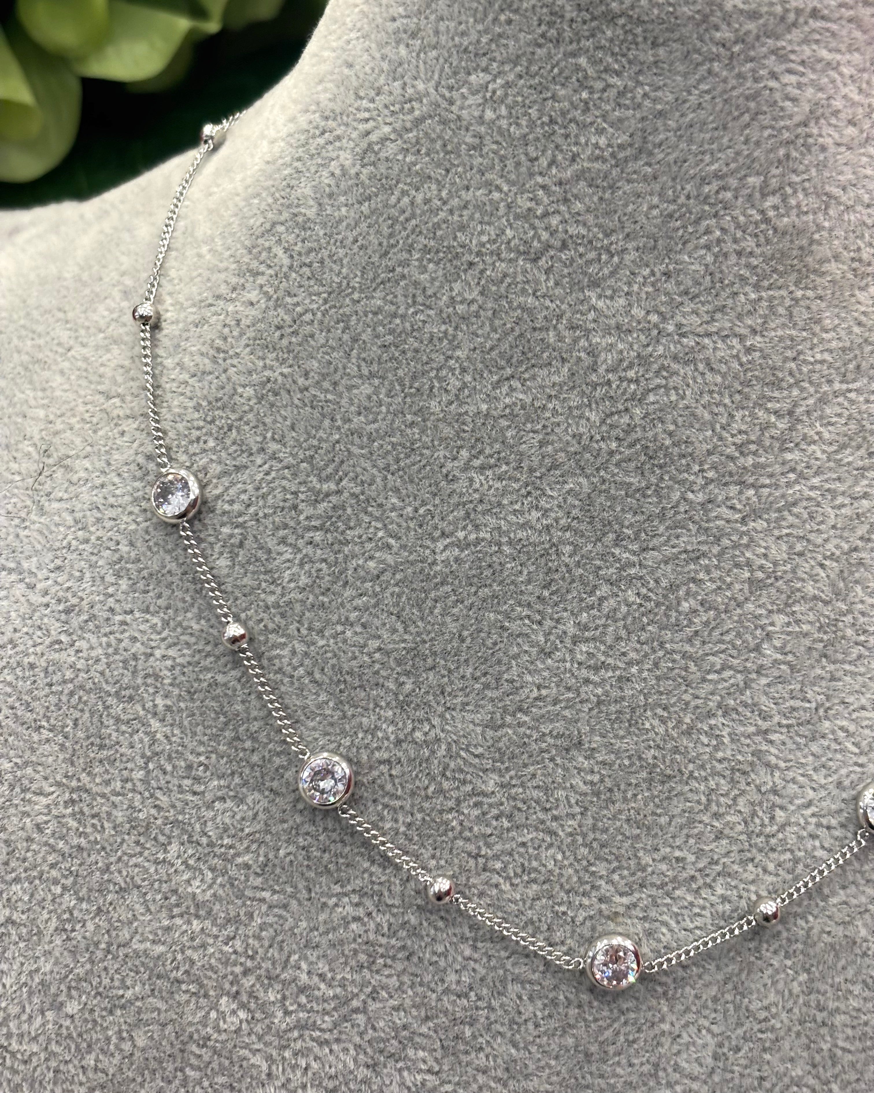 Diora - Round Diamanté Necklace