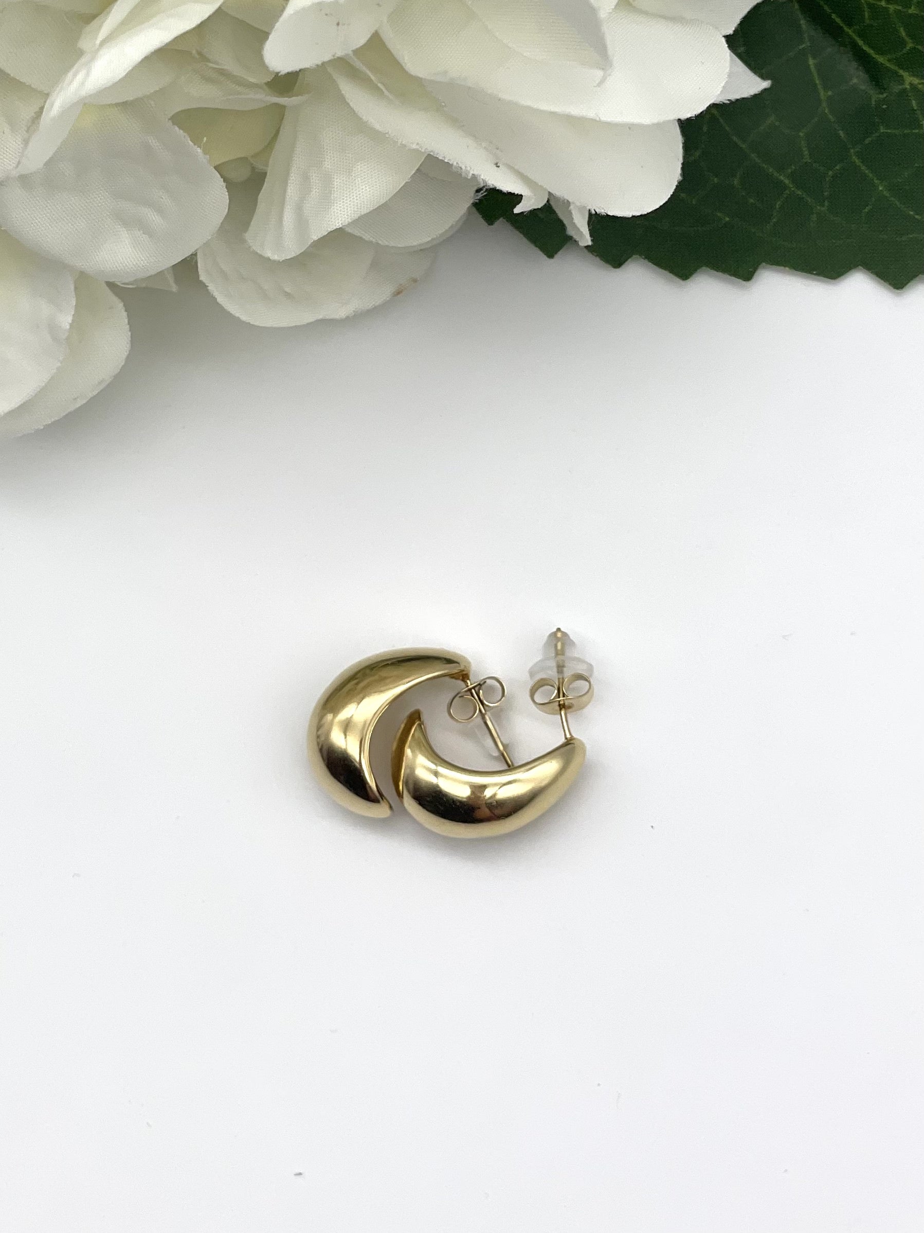 Amber - Teardrop Earrings