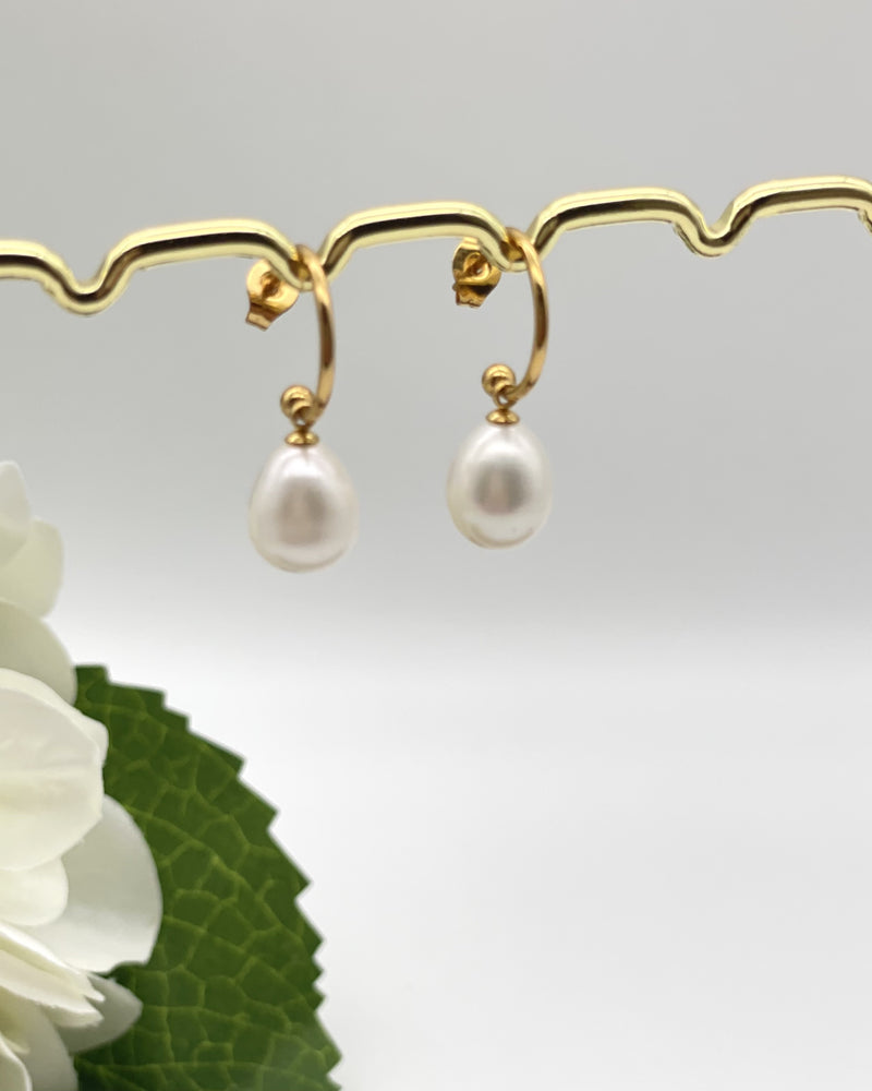 Evita - FreshWater Pearl Earrings